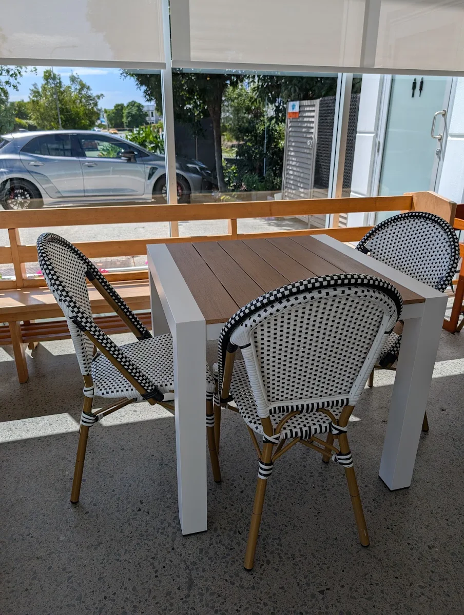 Vibe, Caffeination Burleigh