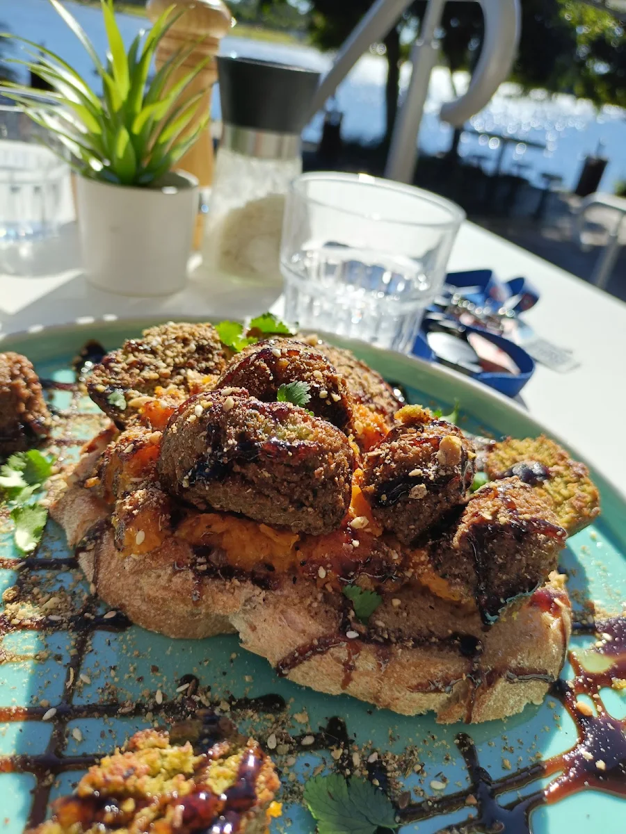 Food & drink, Back to Basics Organic Cafe