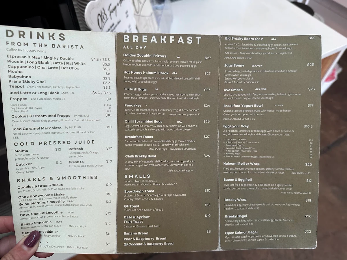 Menu, Oli's Cafe