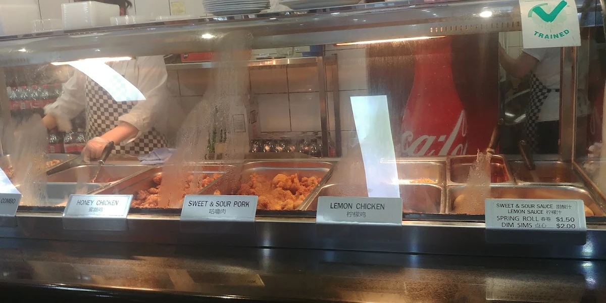 Vibe, Morty's Food Court