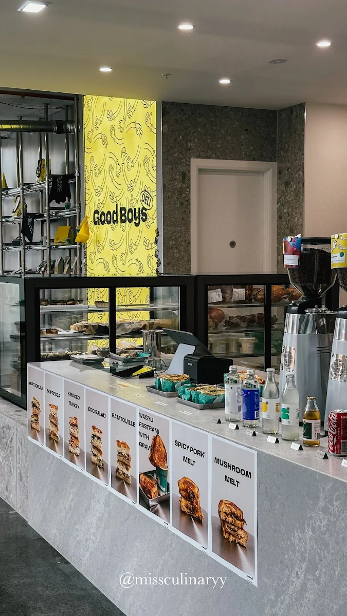 Vibe, Good Boys Deli