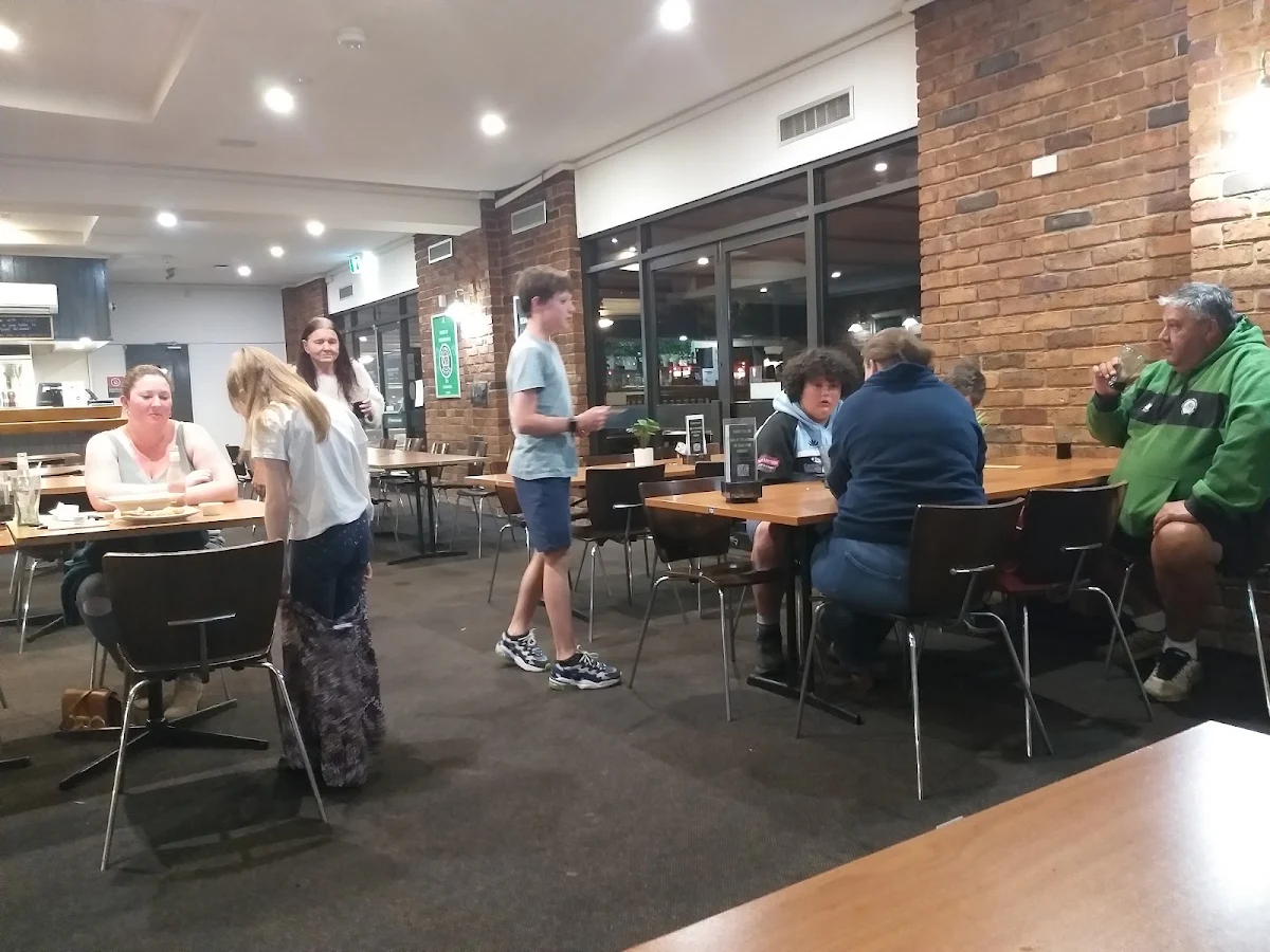 Vibe, Archer Hotel