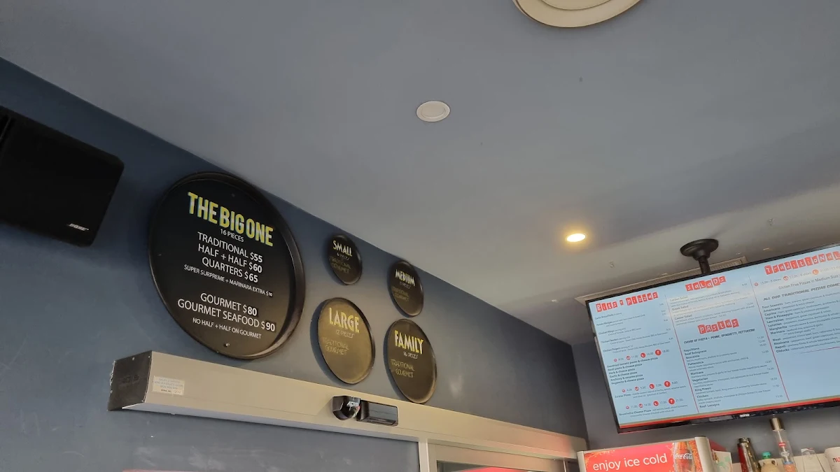 Menu, Johnny's Pizza & Pasta