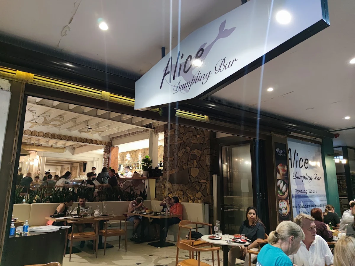 Vibe, Alice Dumpling Bar