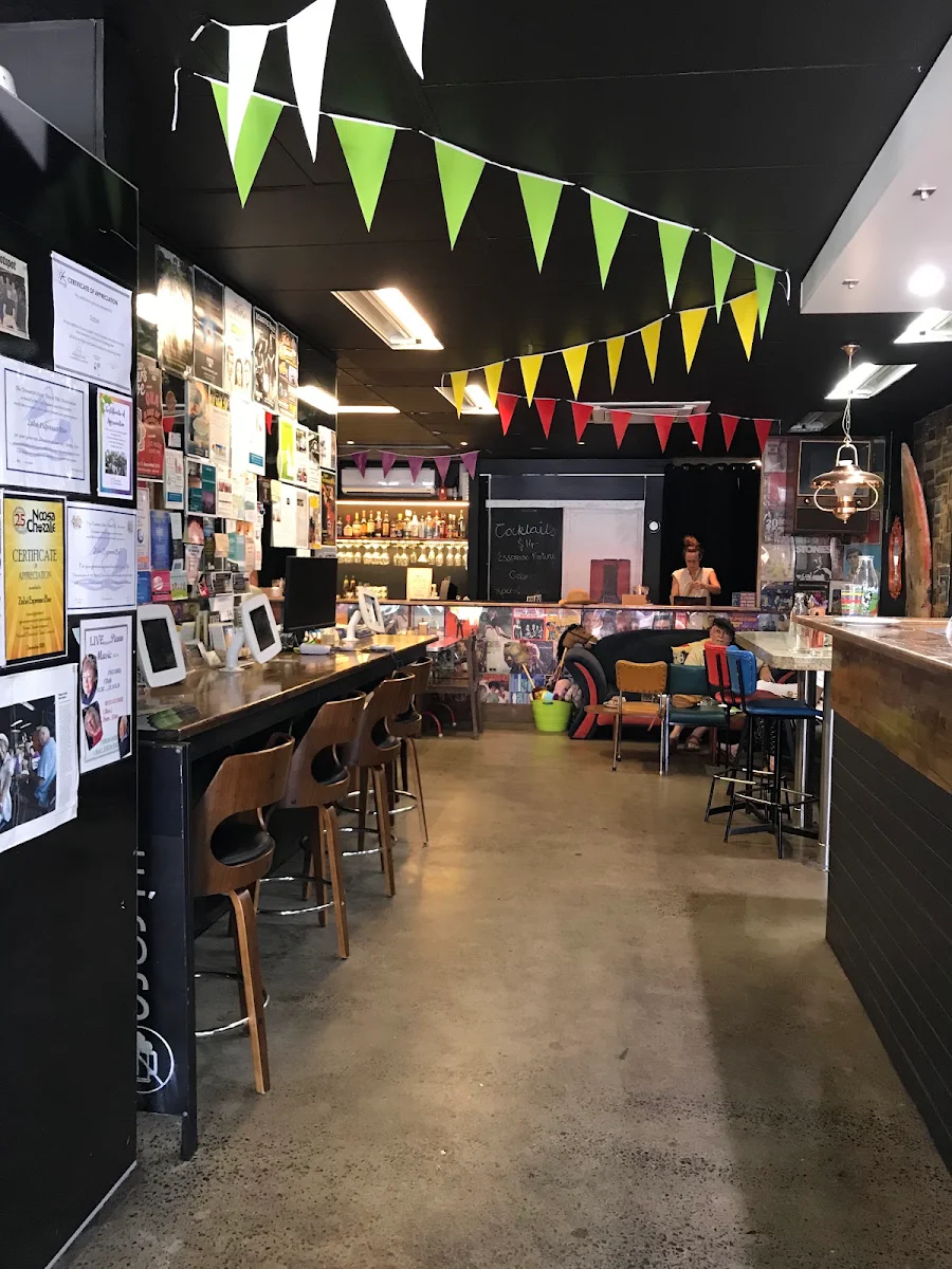 Vibe, Zabé Espresso Bar