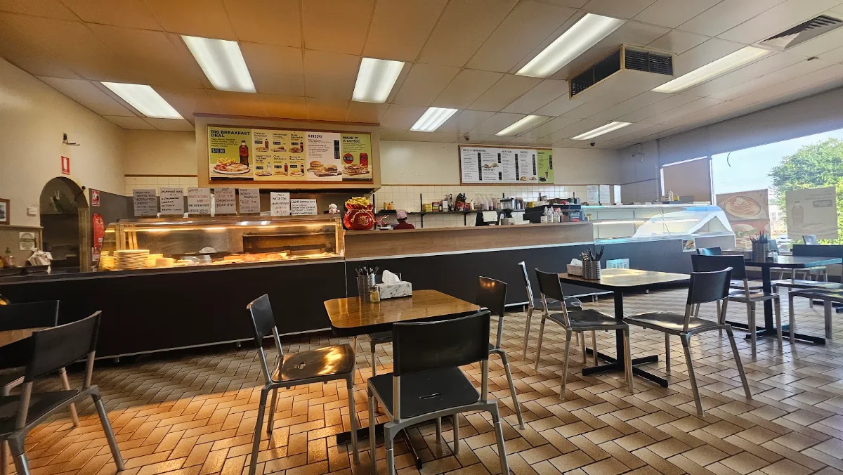 Vibe, Jenny’s Central Snack Bar