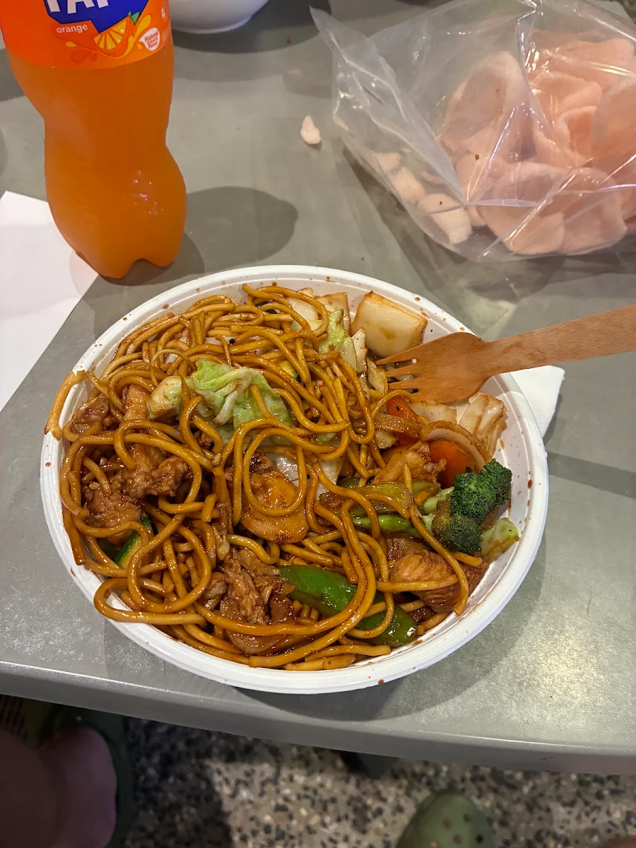 Food & drink, Gaado Gaado Noodle Bar