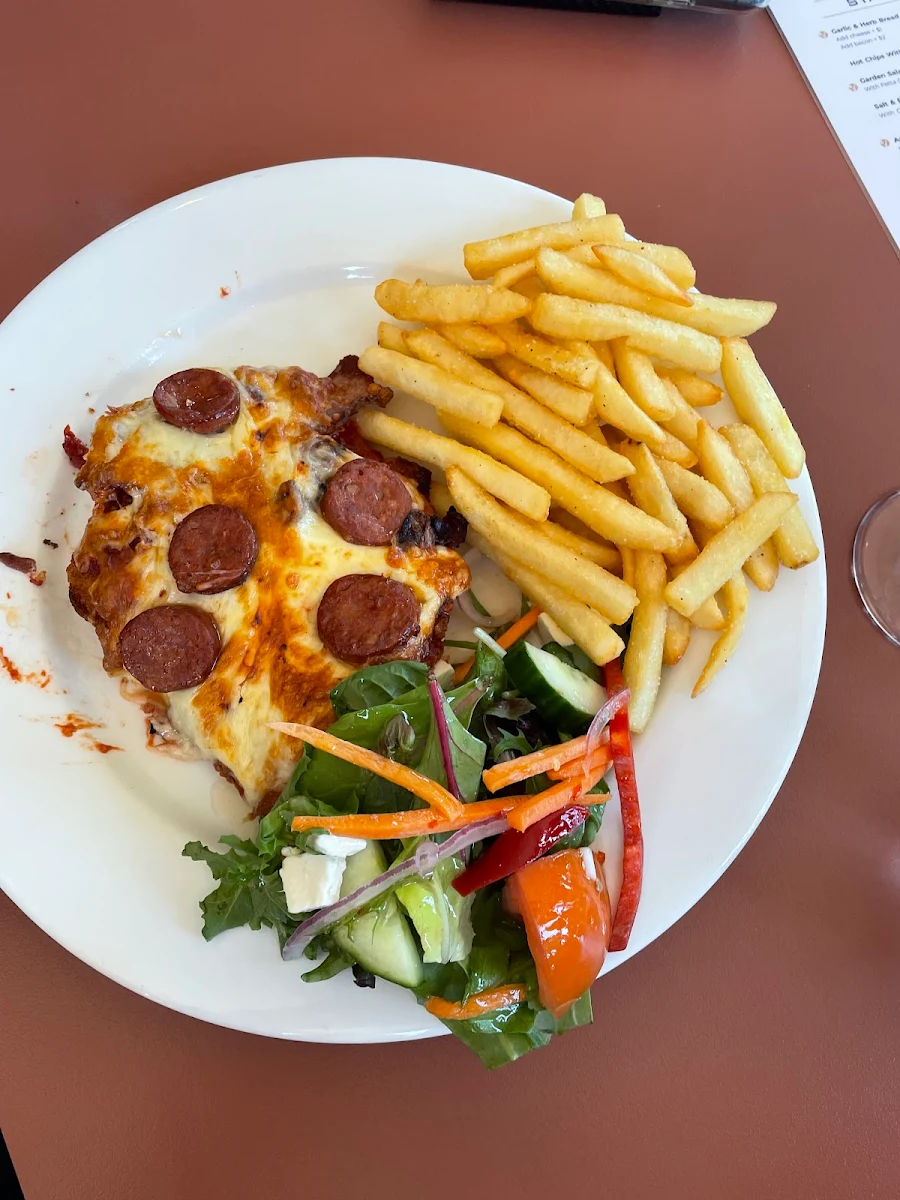 Food & drink, Gordon Hotel & Bottle Shop, Gordon VIC