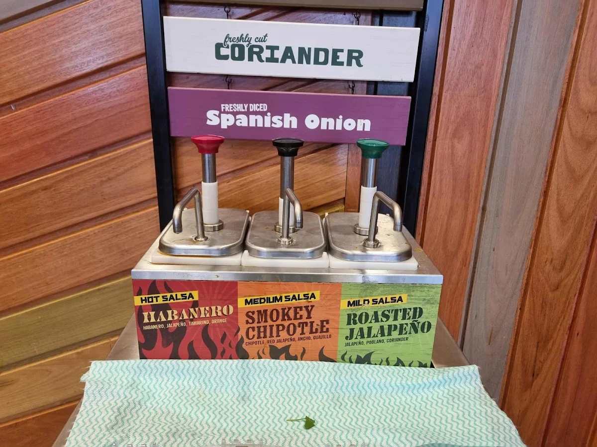 Menu, Guzman y Gomez - Werribee