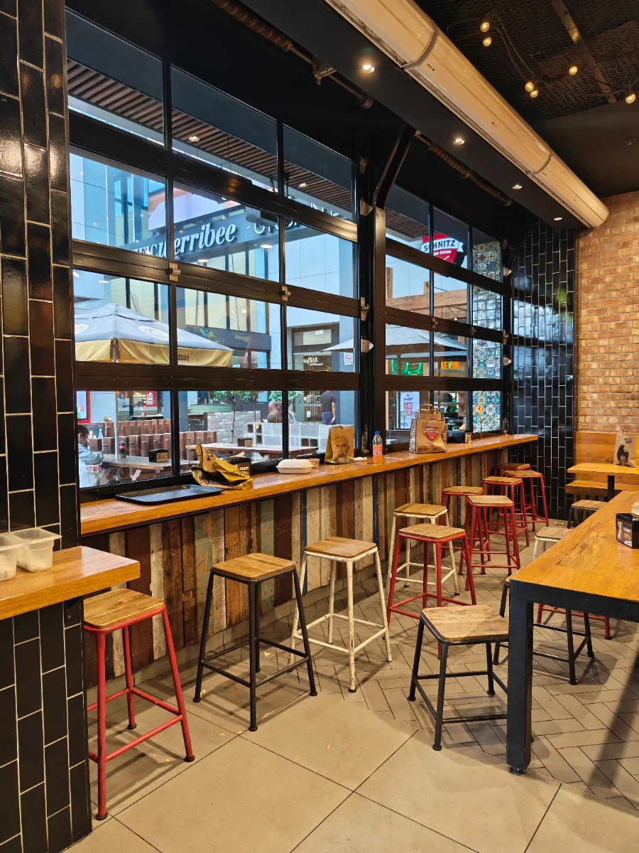 Vibe, Guzman y Gomez - Werribee