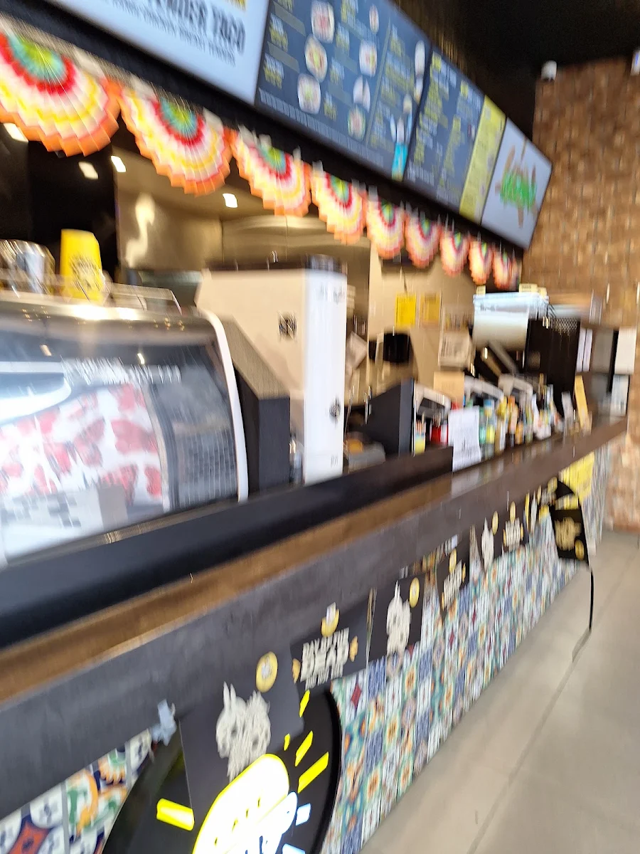 Vibe, Guzman y Gomez - Werribee