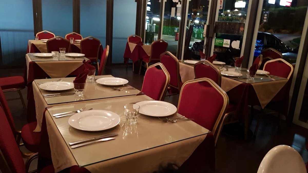 Vibe, Curry 'n' Spice Indian Restaurant