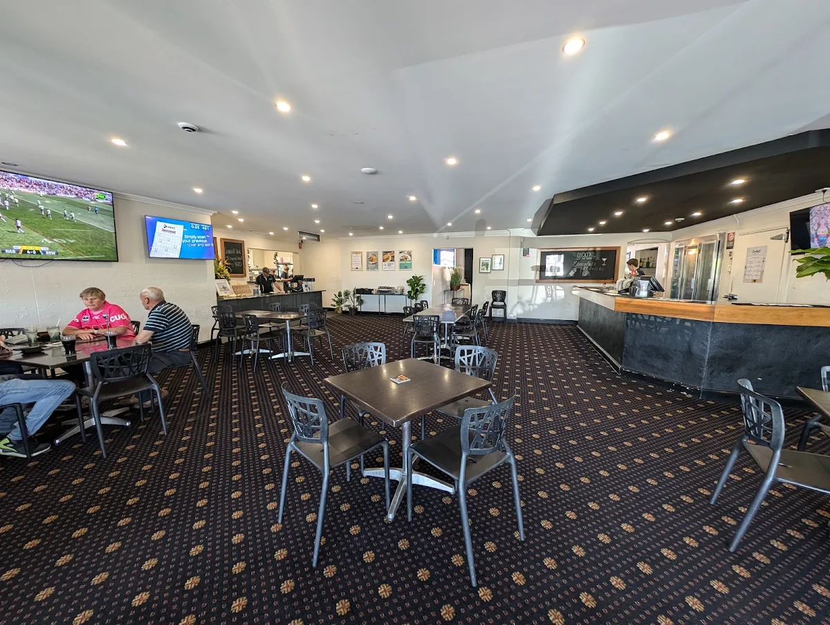 Vibe, The Grand Hotel