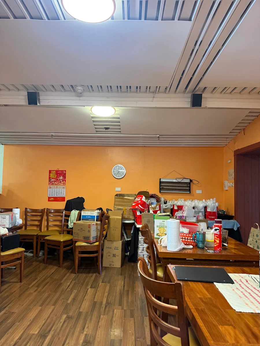 Vibe, Laksa House