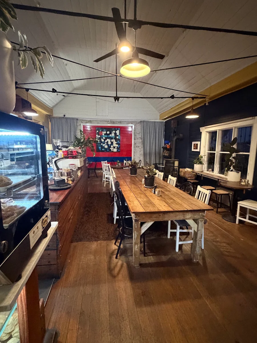 Vibe, Potbelly at Medlow