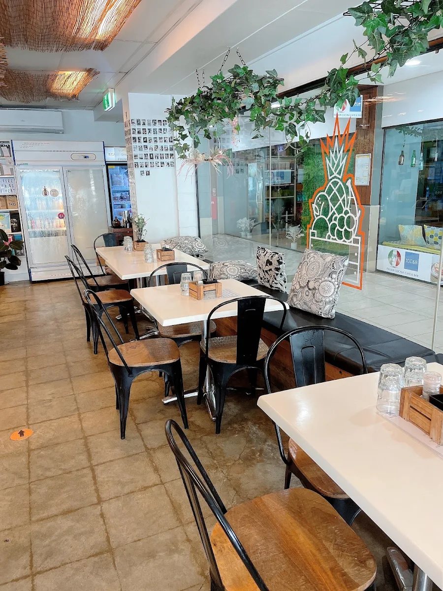 Vibe, Pantry 15