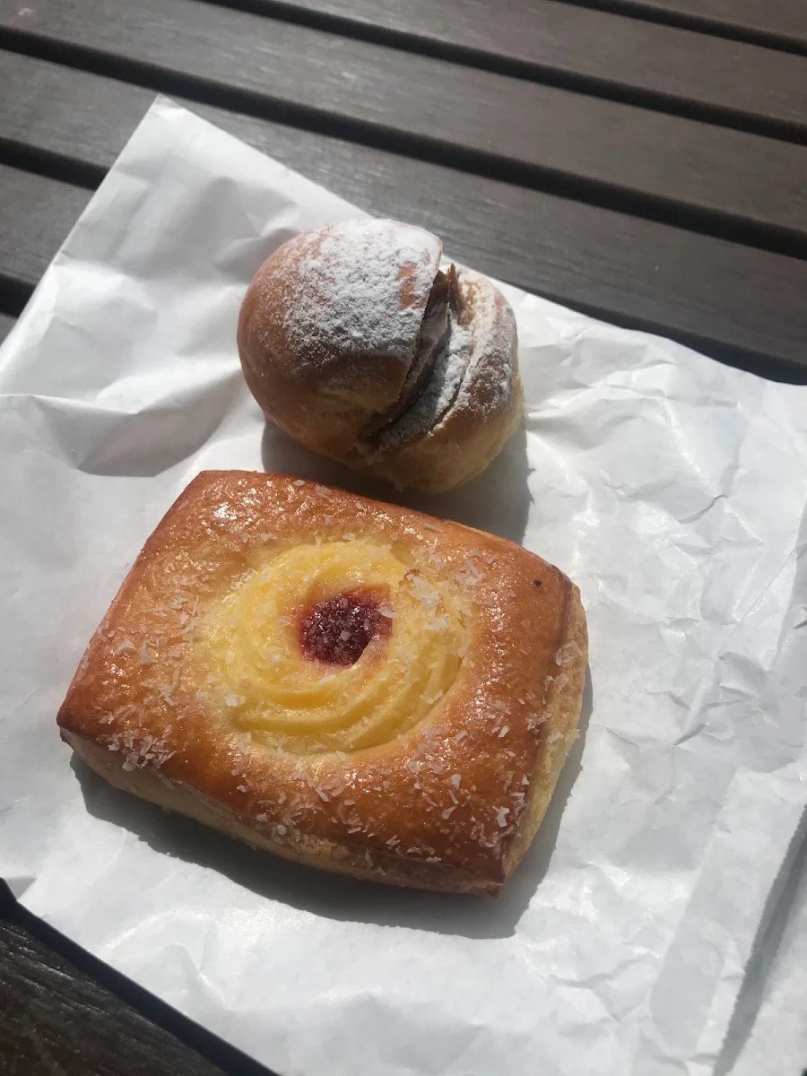Food & drink, La Royale Patisserie