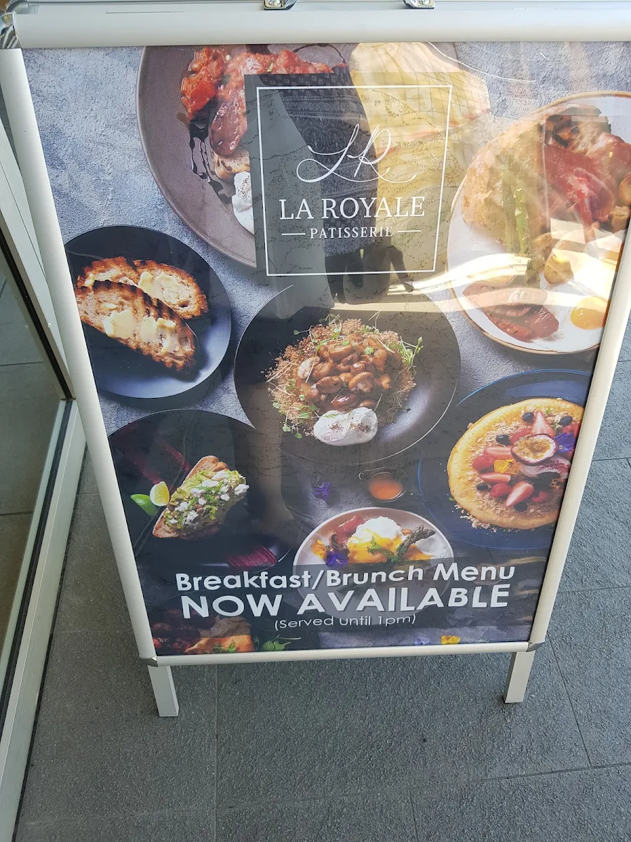 Menu, La Royale Patisserie