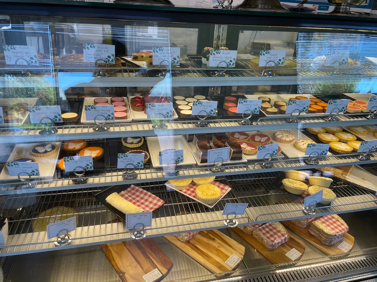 Vibe, Le Papillon Patisserie