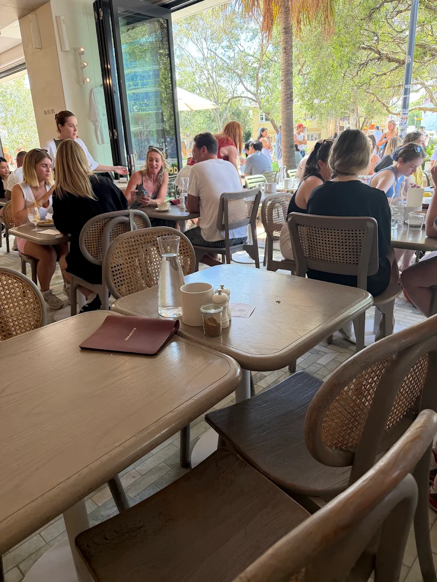 Vibe, Blackwood Bondi