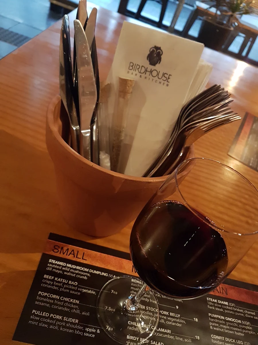 Menu, Birdy Bar