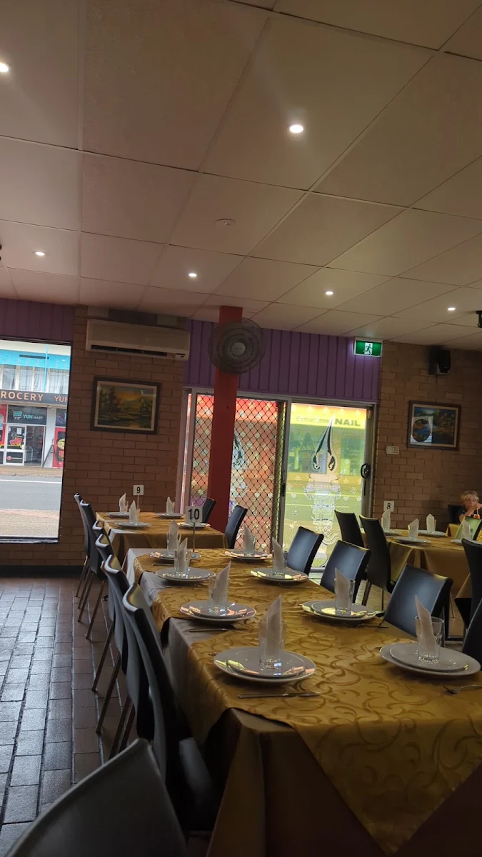 Vibe, Dhok Koon Thai Restaurant