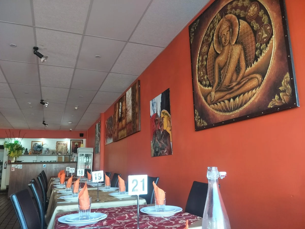 Vibe, Dhok Koon Thai Restaurant