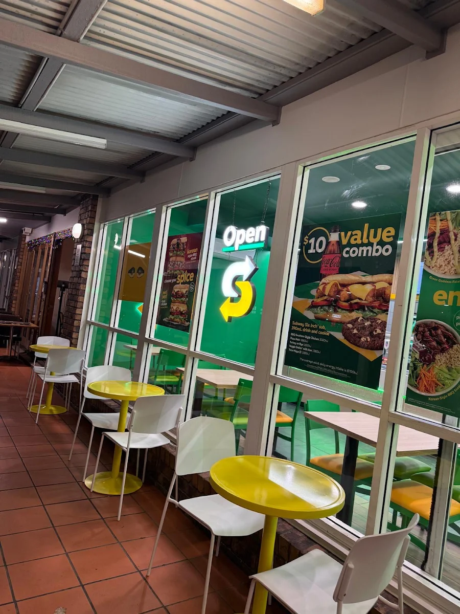 Menu, Subway West Burleigh