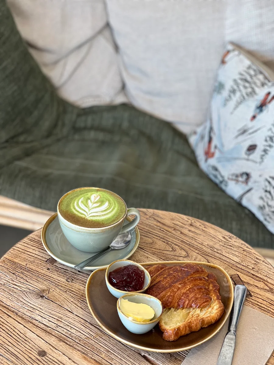 Food & drink photo 4
