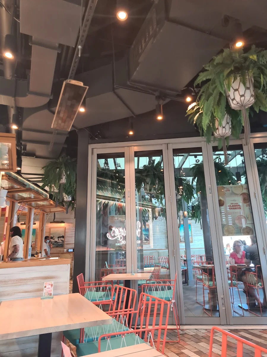Vibe, Betty's Burgers