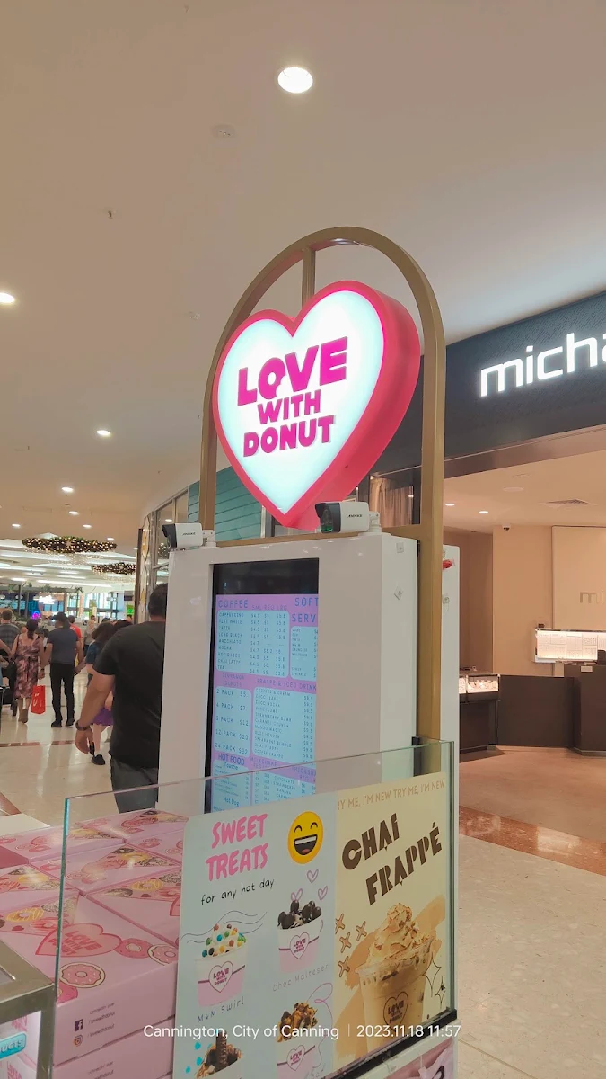 Menu, Love With Donut