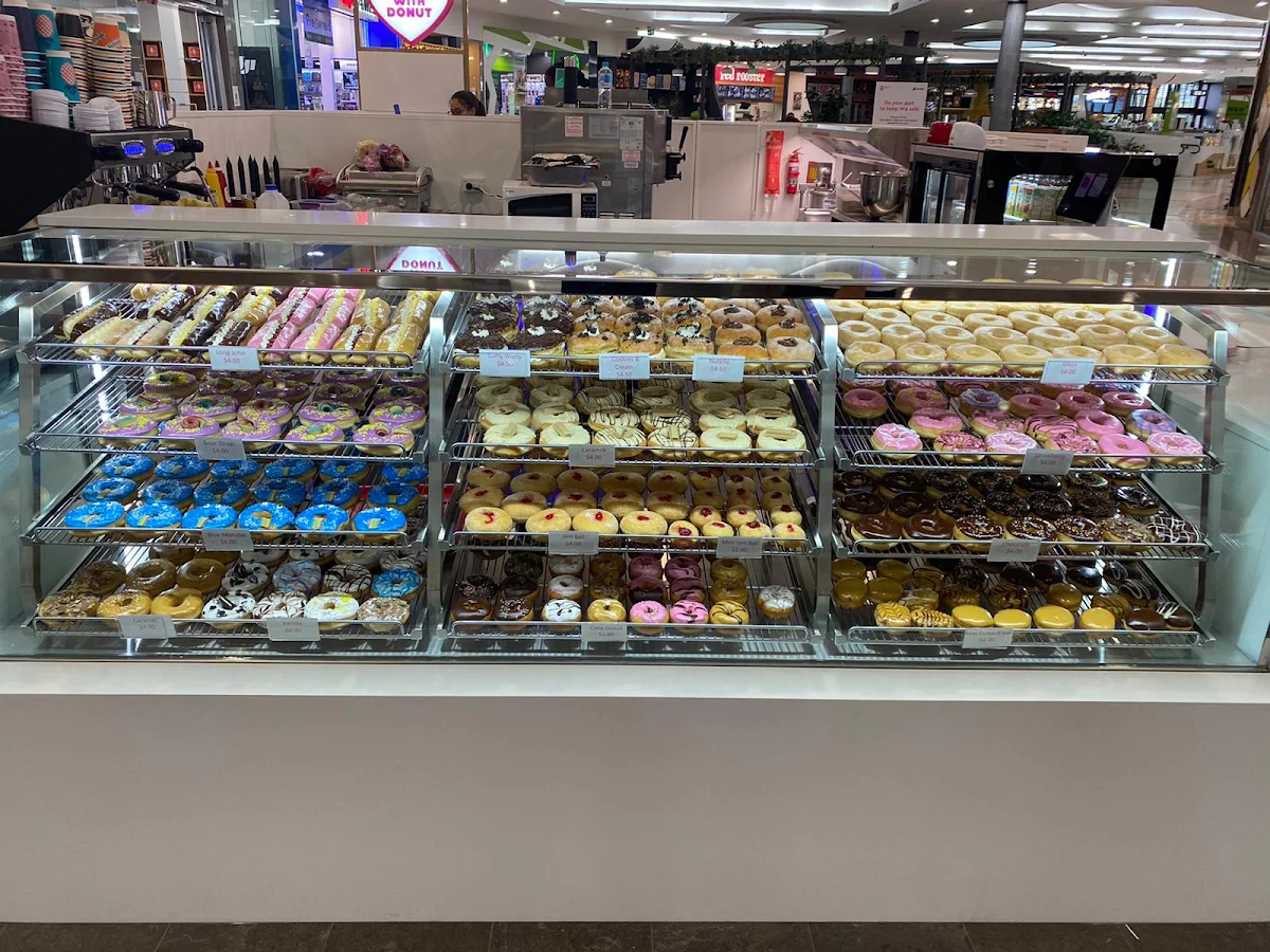 Vibe, Love With Donut