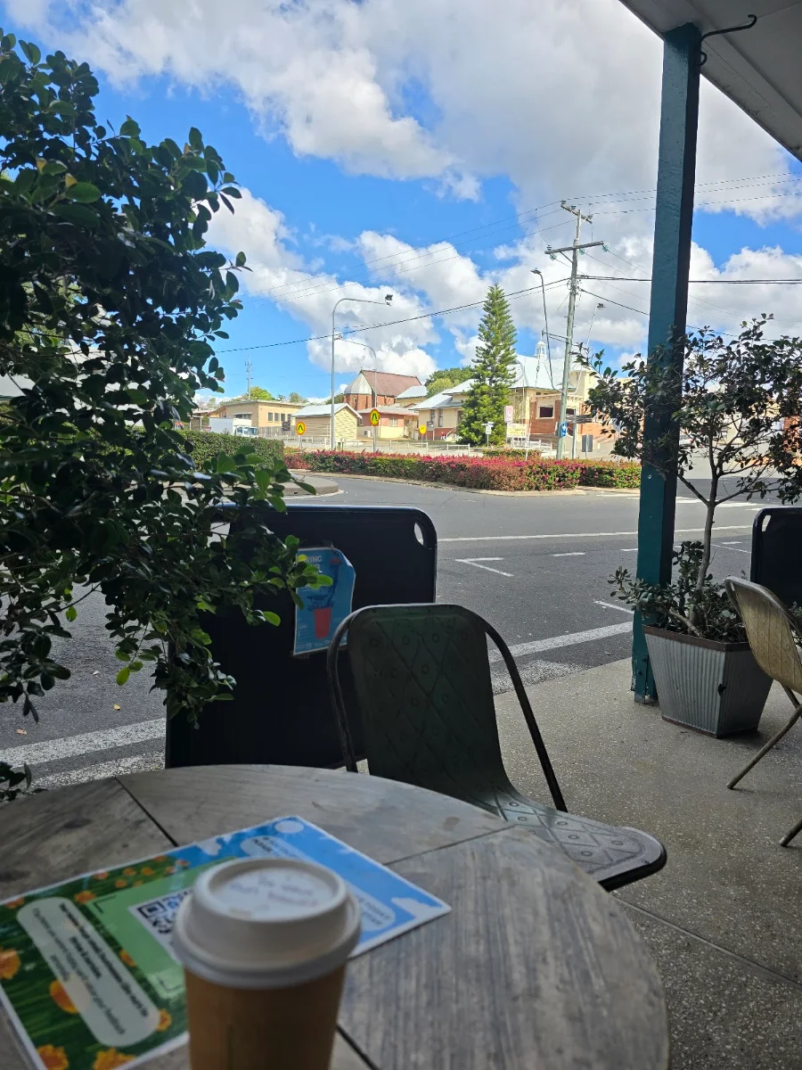 Vibe, Wattle Bee Next