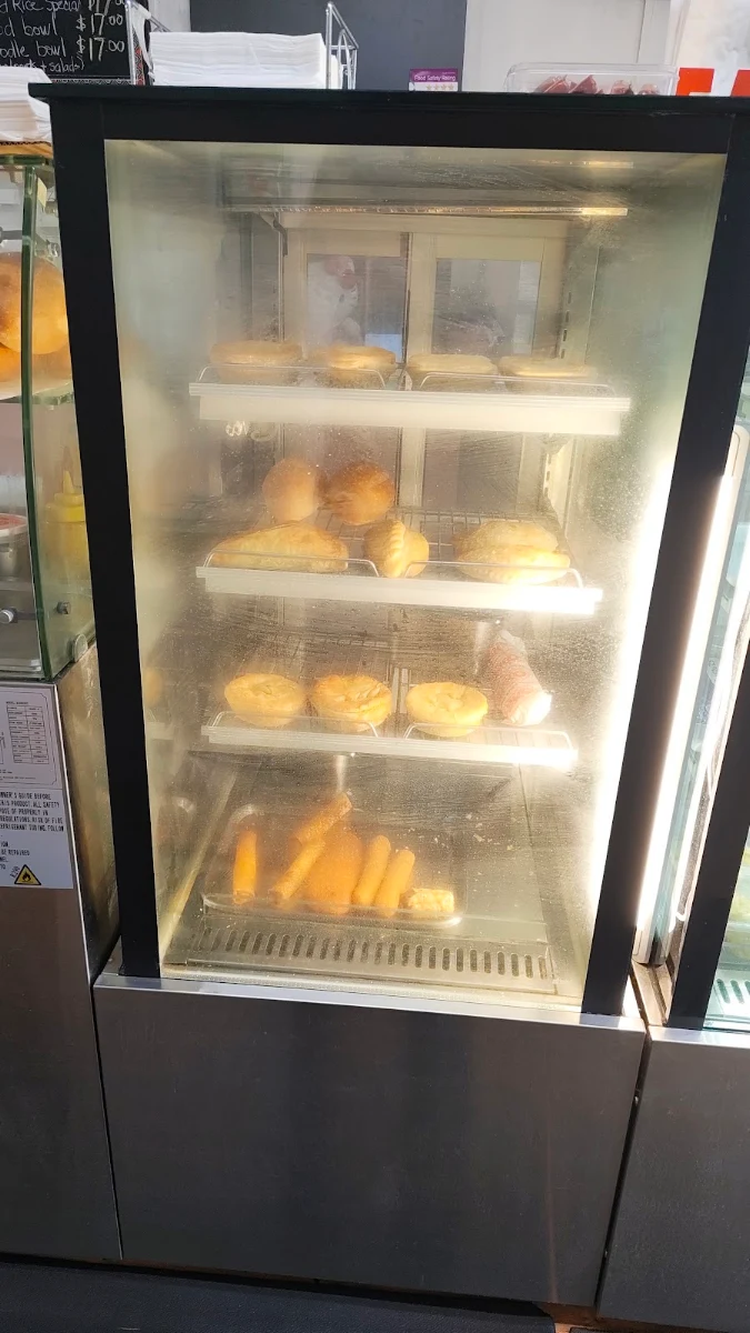 Vibe, Clearview Snack Bar & Lotteries