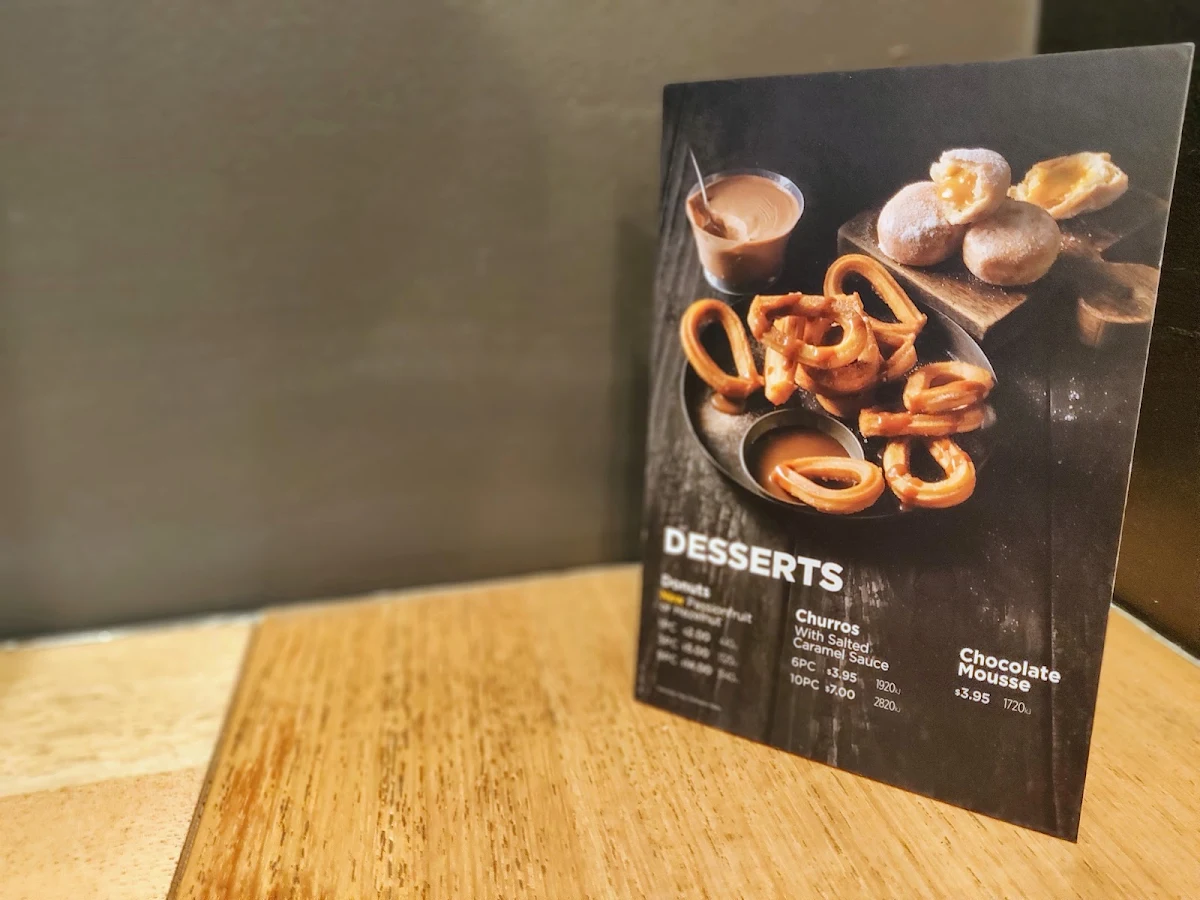 Menu, Oporto Plumpton Drive Thru