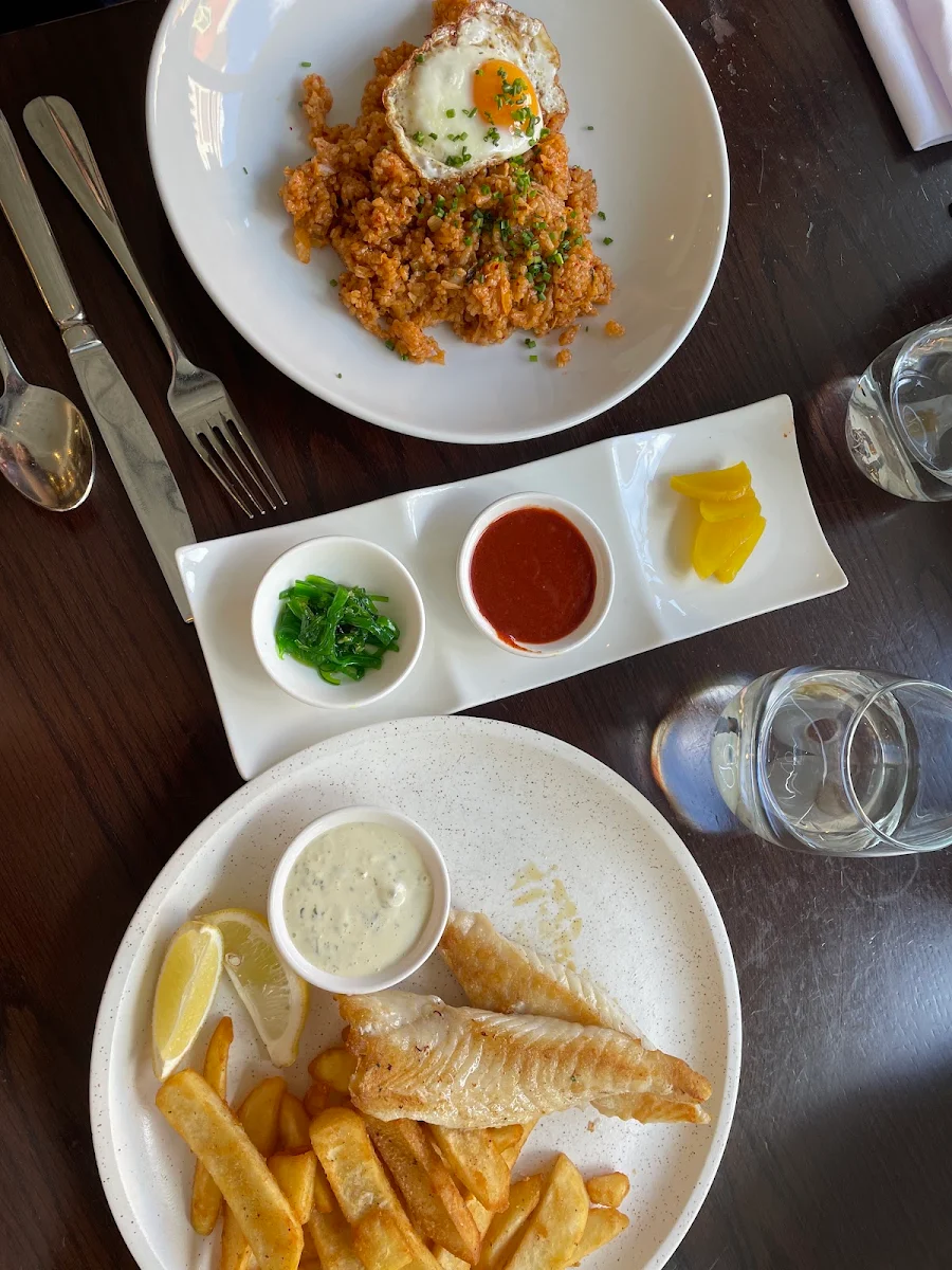 Food & drink, Lennons Restaurant & Bar