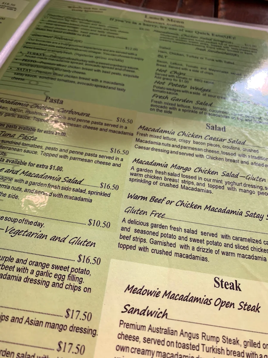 Menu, Medowie Macadamias