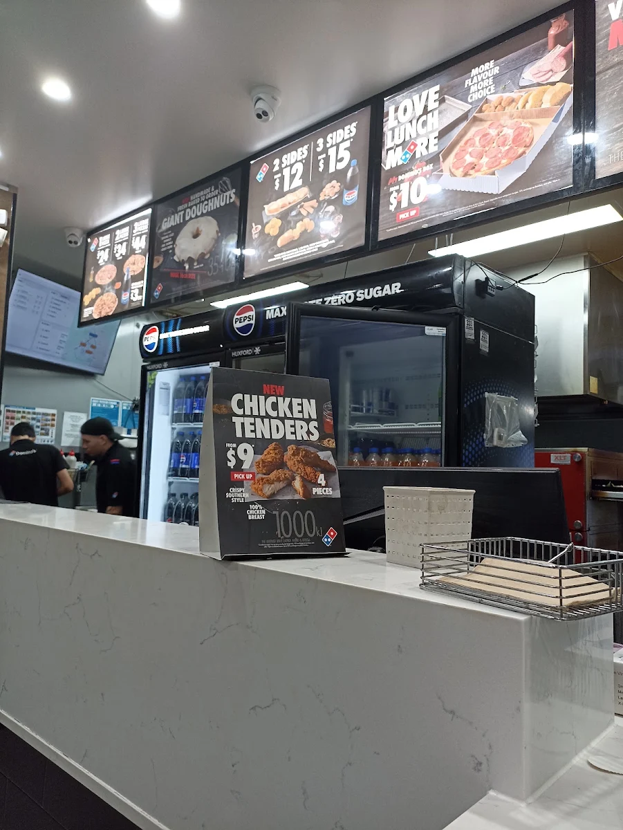 Menu, Domino's Pizza Kalgoorlie
