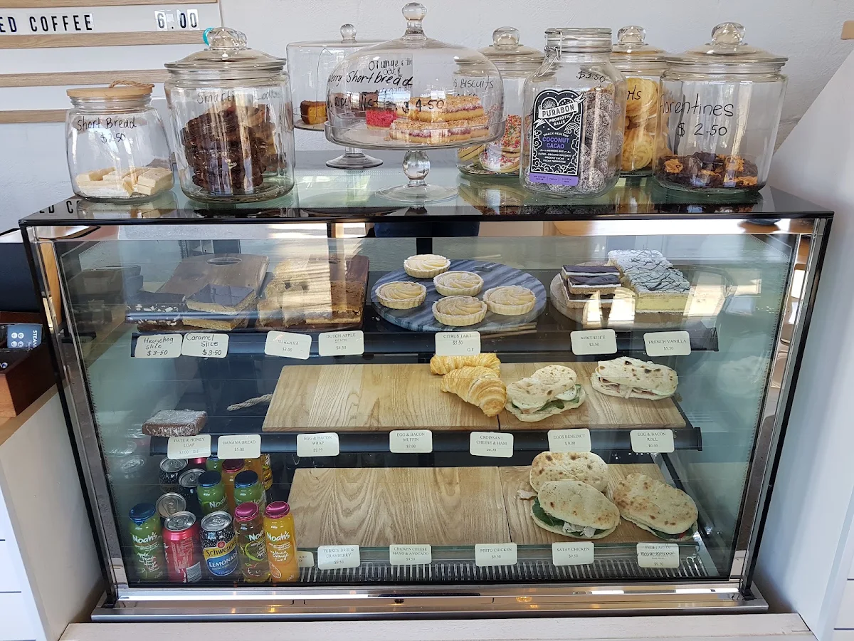 Vibe, Steamhouse Cafe