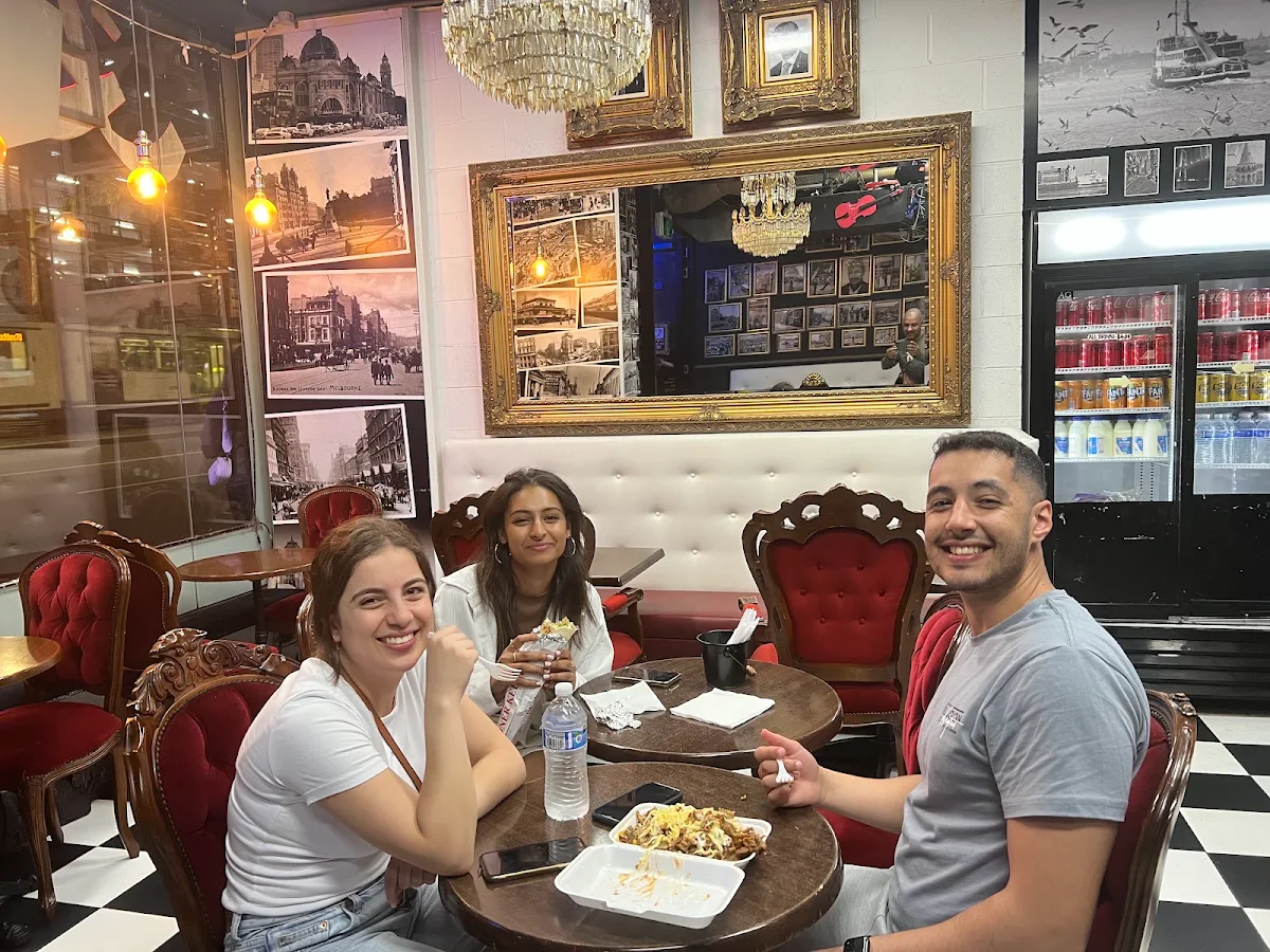 Vibe, Flinders Kebab