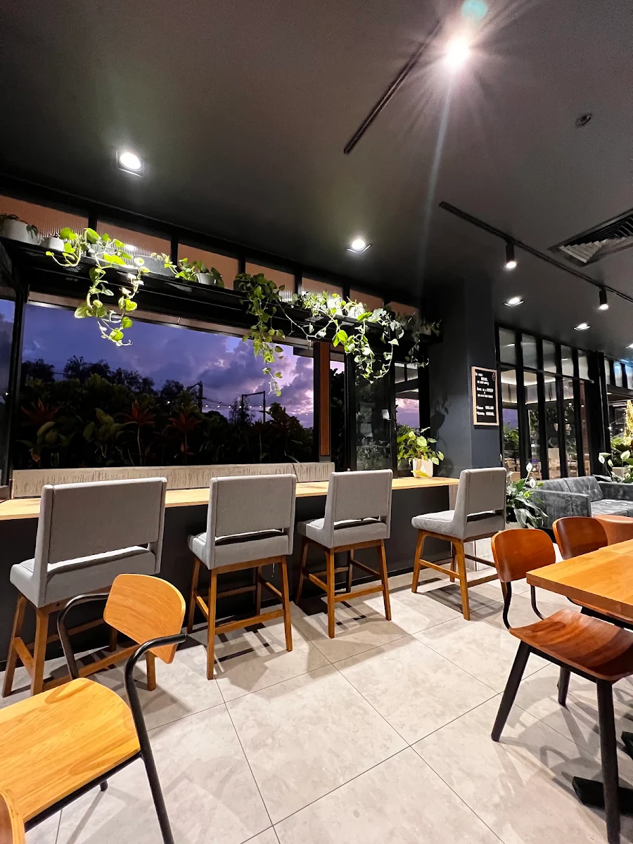 Vibe, Coca Bar | Cafe
