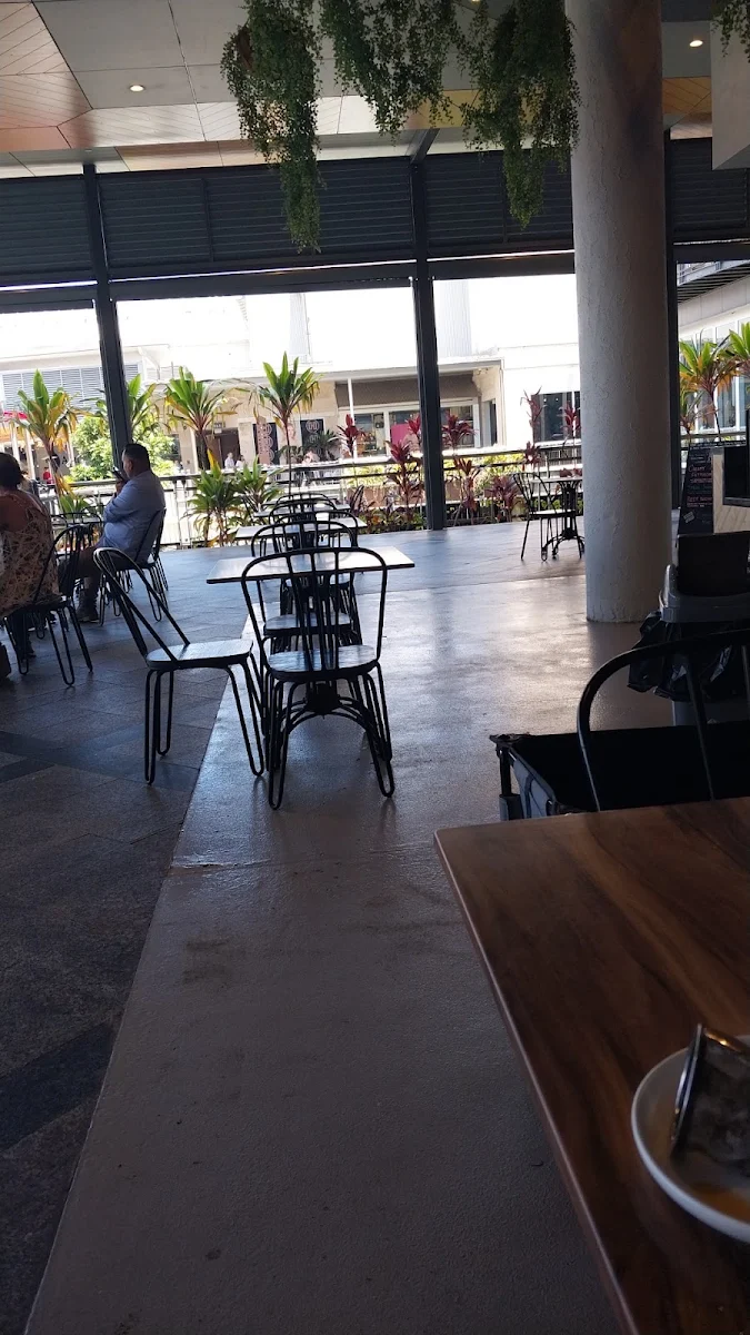 Vibe, Coca Bar | Cafe