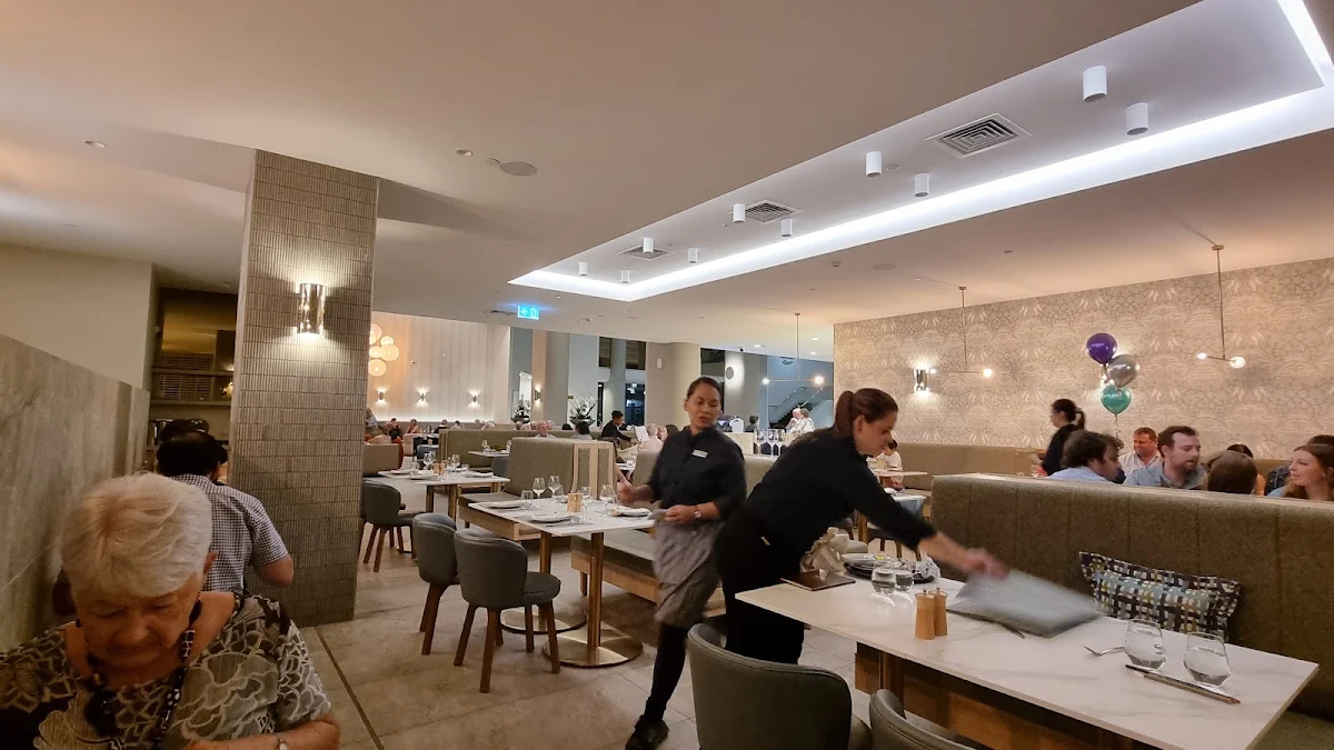 Vibe, PepperBerry Restaurant