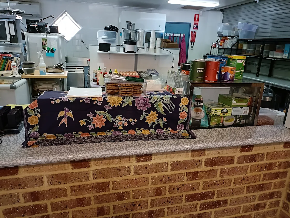 Vibe, Omnomnom Food Truck
