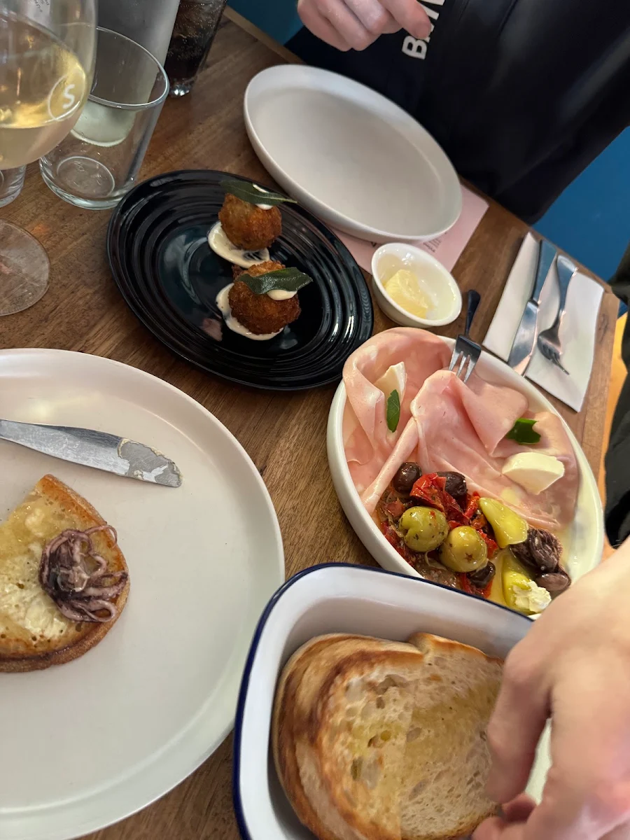 Food & drink photo 5