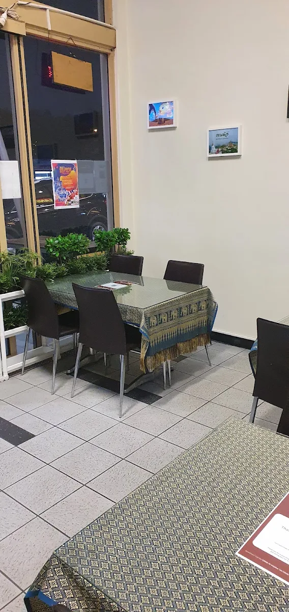 Vibe, Thai pacificpine Restaurant
