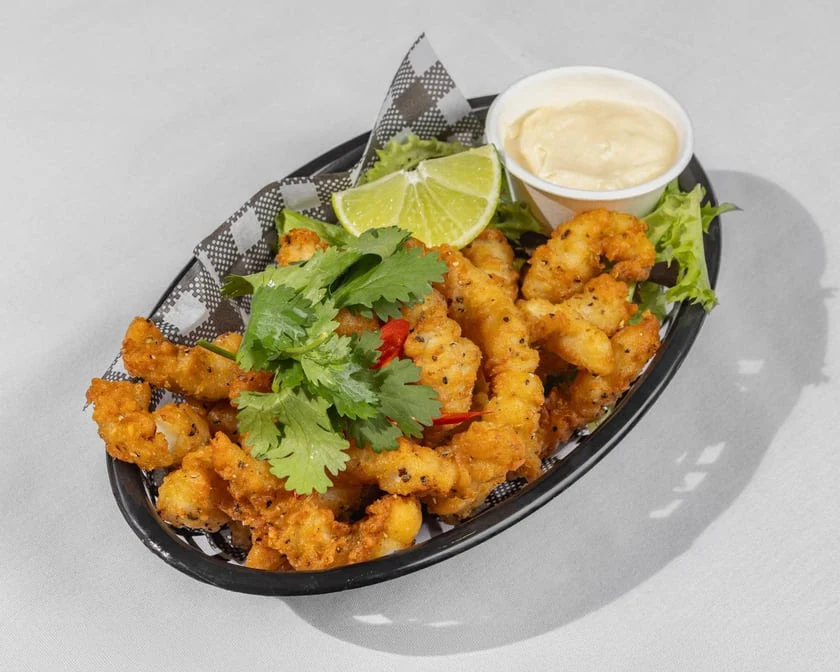 Food & drink, Eight74 Bar & Grill