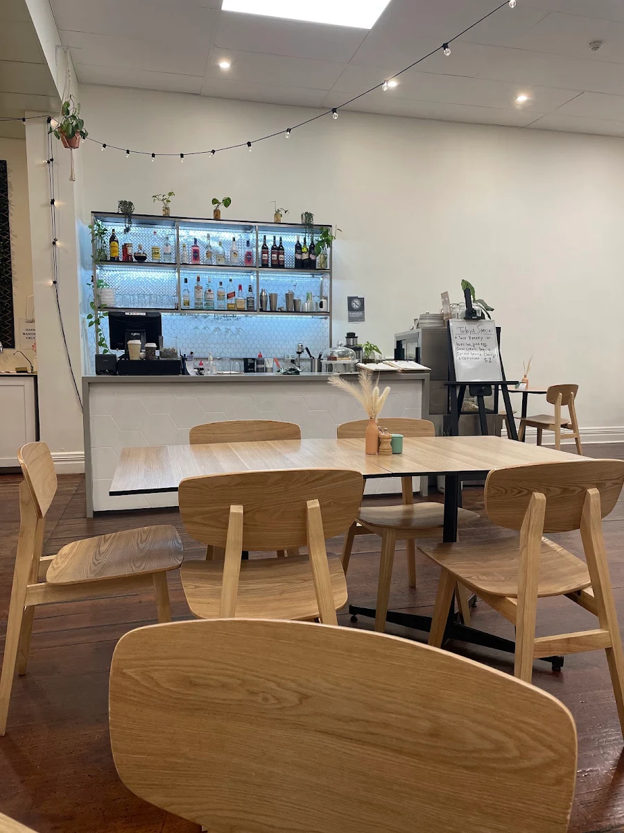 Vibe, East Borough Eatery