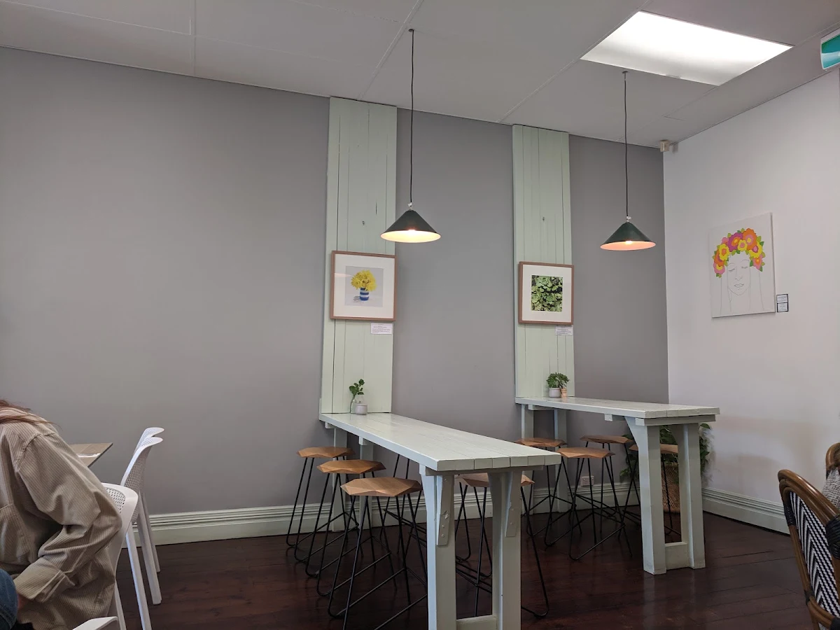 Vibe, East Borough Eatery