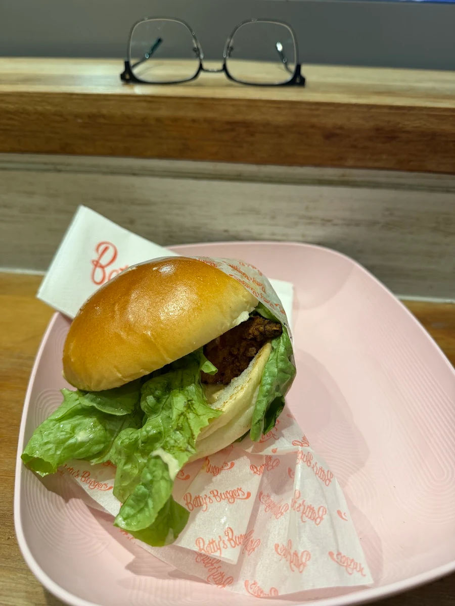 Food & drink, Betty's Burgers